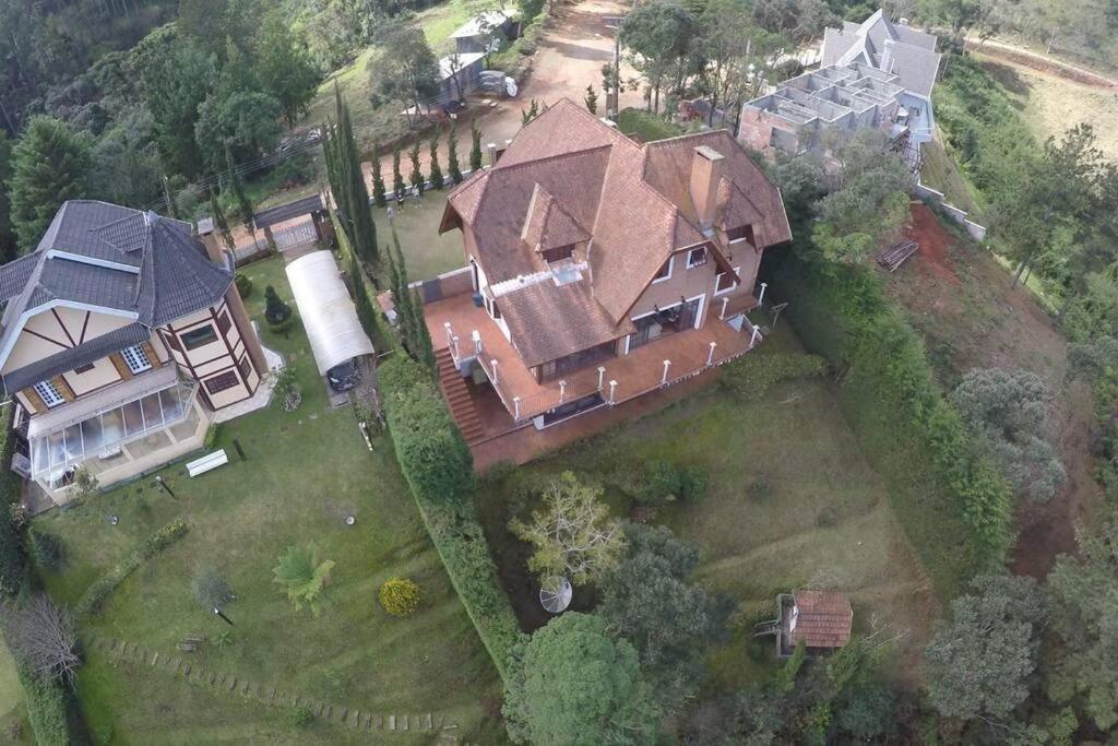 Casa E Vista Privilegiadas No Alto Do Capivari Кампус-ду-Жордау Экстерьер фото
